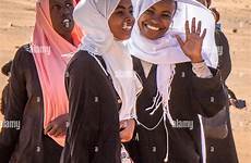 sudanese sudan khartoum young posano sudanesi ragazze ritratto giovani