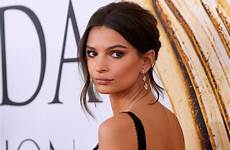 emily ratajkowski icloud nude leaked fashion model naked actress card her sexy ibtimes side reuters mexico hack following cfda manhattan