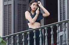 cindy kimberly barcelona shorts lewis hamilton abs rumoured showcases crop she her top gotceleb spotted balcony joined spanish friend blonde