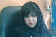 girls arab muslim omani girl beautiful desi arabian abaya hot arabic most aunty uae local cute hottest sexy indian selfies