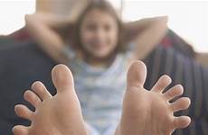 feet tickle babysitter