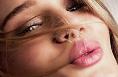 rosie huntington whiteley kissy victorias