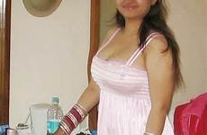desi aunties saree auntie aunty lingerie housewives