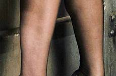 strappy highheels stiletto mules stockings pantyhose schuhe strumpfhosen beine füße hochhackige strümpfe strapse strumpfhose higghheelsfashion coscia lunga sandalen zapisano stilettoheels