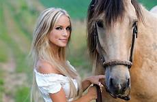girls beautiful country cowgirl girl hot horses cowgirls women horseback horse sexy cowboy look southern model american farm western picdump