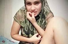 kurdish bugil hijab tudung malay jilbab muda melayu indonesian tante ria exhibitionist sambil orgasme