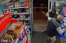 shopkeeper armed robber demanding filmed metro fights upgrading html5