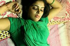 navel sarees sleeping bhabhi aunty quora bhabi mallu uploaded backless