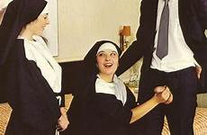 nuns nun pleasing priests rodox spanking monja monjas dessert macho vía megapornx comics