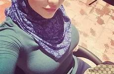 hijab arab hijabi besar remas payudara muslim hijabista sexy belle arabian tweets jilboob