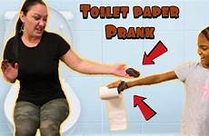 poop toilet wiping prank bathroom daughter pranks
