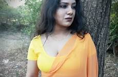 kavita bhabhi radheshyam saree ullu exposing