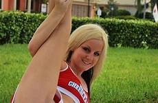 cheerleader upskirt smutty teen nopanties