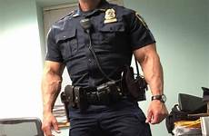 cops policemen cop muscular homens hunks hairy musculosos vestidos tight militares hunky hottest uniforme álbum escolher rapazes james