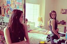 emma her watson shoulder looking over bed mirror herself lounges friend lady while comments gentlemanboners