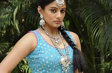 navel priyamani hot actress indian south