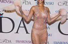 rihanna dress naked through hot tits show her outfit thefappening pro