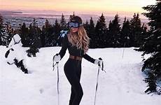 skiing apres tenue hellobombshell esquiar bunnies skifahren slopes neige skier vetement theodora