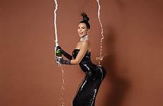kim kardashian internet magazine champagne break paper naked photoshoot cover her nude body ass booty shoot glass secret nicki minaj