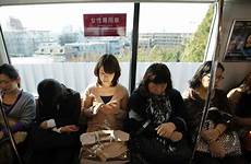 gropers jepang kereta mudah duduk perempuan hamil agar girls subway trauma passenger careful introduced combat carriages