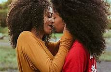 lesbians lgbt casal casais negras lesbicas lésbicas álbum escolher lesbicos