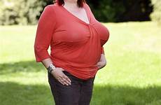 woman 40m breast chest massive rachel weight reduction brookes nearly killed her desperate lose claims life