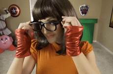 gif velma dance cosplay doo scooby gifs giphy dancing imgur reddit angie griffin find