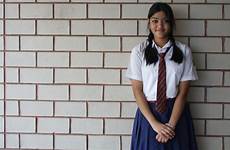 school girls india uniform girl her high commons sainikpuri schools file vizag wikimedia colour will unesco wear tell education profile