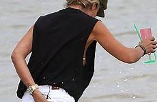 victoria slip nip beach hervey lady suffers showing mail daily hint time