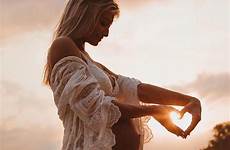 photoshoot maternity choose board pregnancy poses sunset baby pregnant