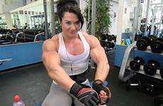 popa alina female romanian bodybuilder hot vary biceps
