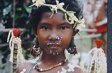 girl girls african island trobriand beautiful young tribes little papua women cute people guinea body indigenous tribal africa ppl asian
