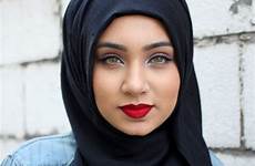 hijab girl sri lankan pretty
