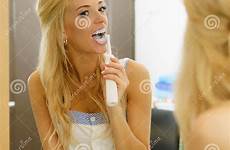 toothbrush teeth