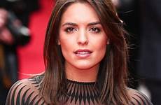 olympia valance beauty neighbours niall horan exposed flashes bottom direction ok wenn