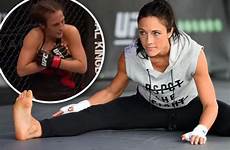 ufc boobs boob valerie fighter letourneau bra mishaps wardrobe malfunction her female exposed fight escape monster during top dailystar previous