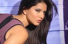 sunny leone actress sexy pornographic hot businesswoman model beautiful hollywood look bollywood indubindu posted
