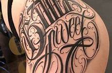 tatuagem bunda tattoo tatuagens feminina lettering bumbum fontes braço quadril escrita chicano acessar escolha