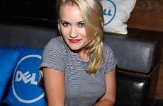 emily osment katy perry comments candids concert angeles los september