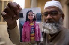 pakistan zainab ansari girl old young rape year imran case murder man ali raped child death pakistani women killer girls