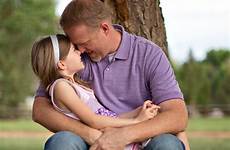 daddy daughter father family photography dad cuddle daughters cute mother baby toddler posing choose board fall kids