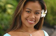 hawaiian hawaii girls girl beautiful sexy bikini island big wahine style leandra islands beaches crw 2093 edit