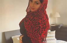 hijab phat
