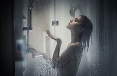cold showering duche poupar espetaculares