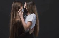 besandose beso aprendidas lecciones confinamiento sexualidad besándose sexe expresión excitación amoroso erótico mayoría culturas atracción