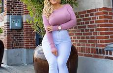 missmiafit instagram mia sand denmark jeans vollschlank sexy top gemerkt von