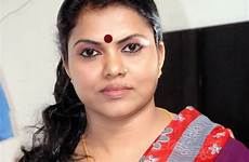 hot minu saree kurian movie stills aunty spicy tamil kerala indian mallu actress navel sexy blouse xossip grade aunties show