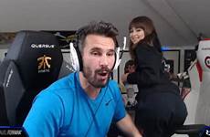 manuelferrara reid riley twitch débarque