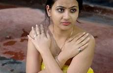 indian girls girl sexy hot beautiful tamil aunty desi mallu actress india saree school wallpapers kuthirai arabu sex simple nude