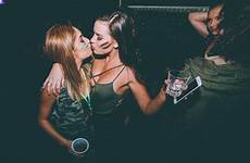 club night kissing girls people kiss sex meet working pilerats guy gap realise closer 1mm lips until between there look
